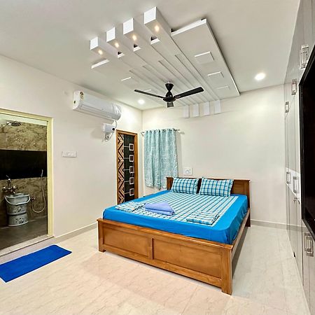 Truelife - 3Bhk Family Suites - Ps4 Pure Veg Restaurant On The Way To Balaji Temple - 2500 Sft Large Signature Apartment - Modular Kitchen - Super Fast Wifi, Smart Tv, 250 Jio Channels - Parking - Easy Access To All Temples - Top Service With Lots Of Tirupati Exterior foto